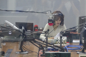 가수 윤수현, 이번엔 라디오 DJ 도전