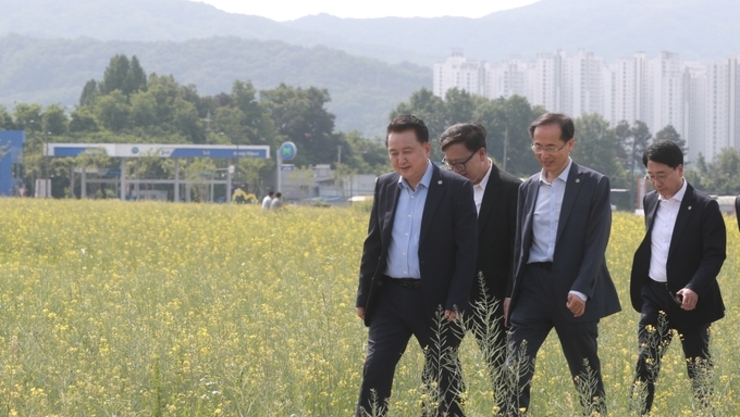 김영환 충북도지사, “아름다운 정원, 도 전역으로 확산 기대”
