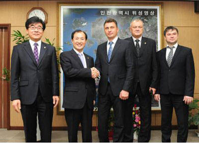 러시아 대표단과 인천시 조명우 부회장