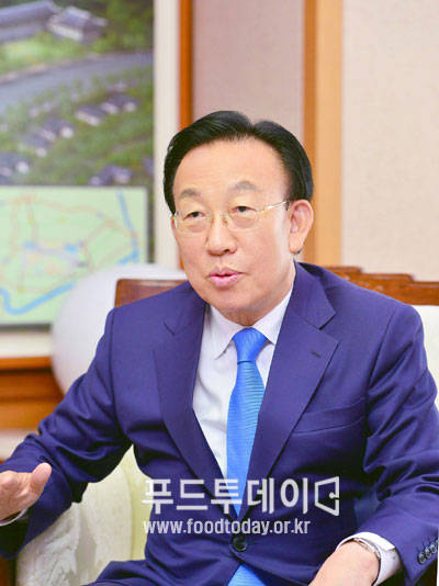 김관용 경북도지사
