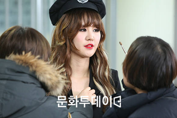 윤수현 '천태만상' 뮤직비디오 비하인드 컷