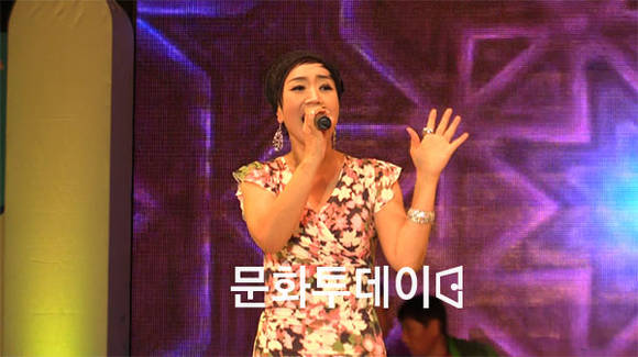 '줌마렐라' 가수 박승희