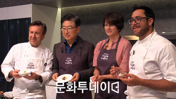 윤부근 삼성전자 CE부문 대표이사 사장, 박칼린 예술감독