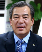유근기 곡성군수