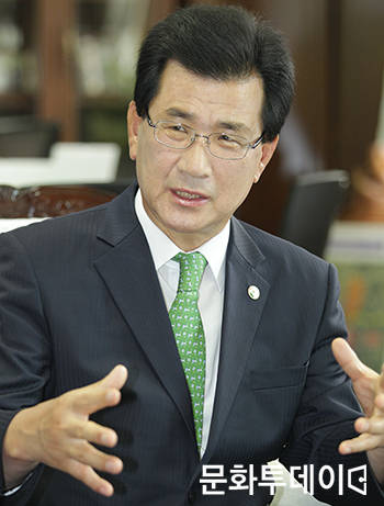 이시종 충북지사. (출처: 충북도청)