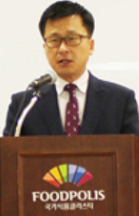 윤태진 이사장