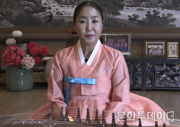 이숙진 학무예술단 단장