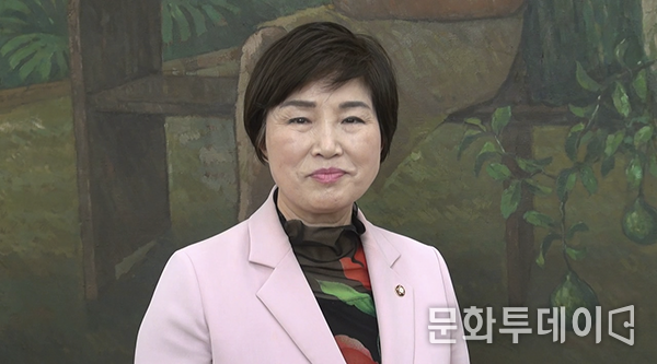 전혜숙 국회의원