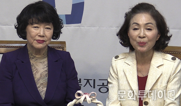 왼쪽부터 구하주 뉴시니어라이프대표, 구재숙 문화투데이 배우