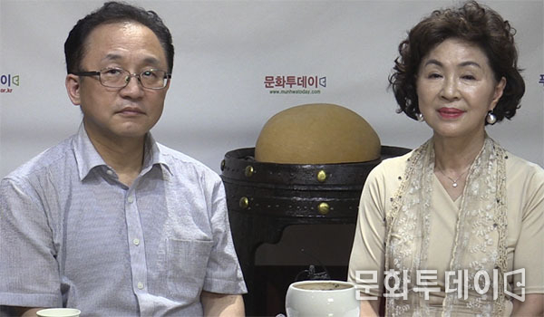 왼쪽부터 김수범 박사, 구재숙 배우
