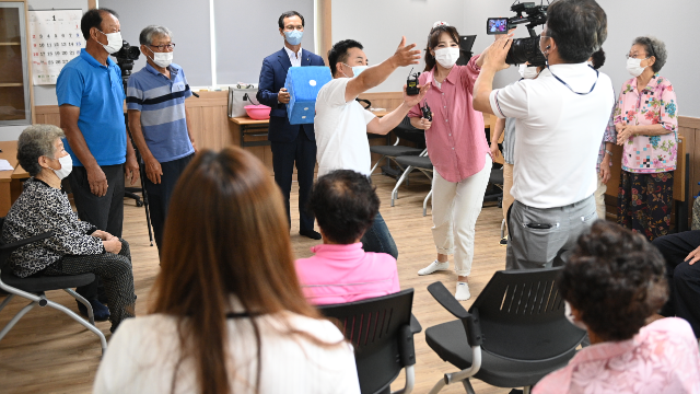 2일 조병옥 음성군수 7080 마을회관 속풀이 토크쇼 참석 (음성군)