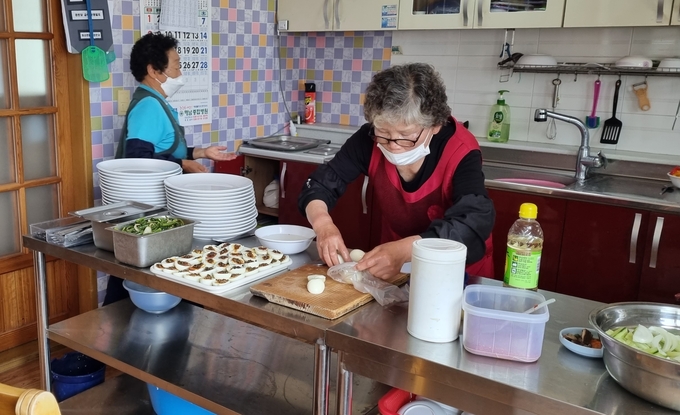 급식 도우미 (전라남도)