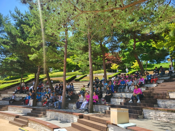 실버마이크 (충청북도)