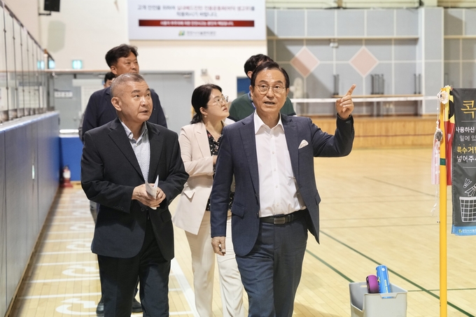 박상돈 천안시장 전국노인체육대회 시설물 점검 (천안시)