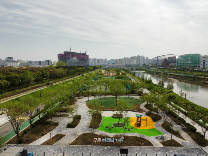 안양천(구로구) 수변활력거점 (서울시)