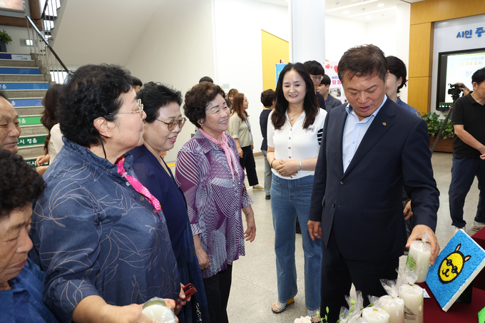 미술작품 전시회 (정읍시)