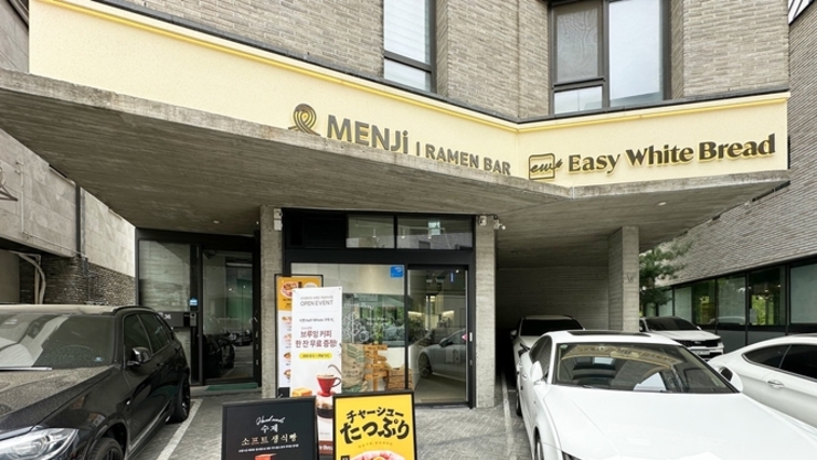 유행은 짧고 본질은 길다...외식업계, ‘레디코어’ 트렌드로 시니어 공략